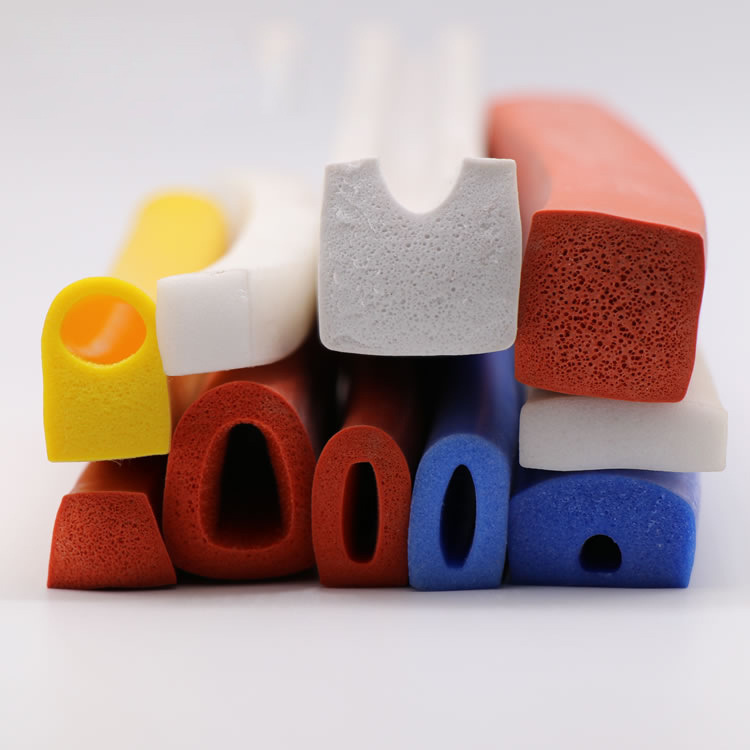 設備密封條有異味、不耐高溫消毒？嶸牌食品級/醫療級硅膠發泡條，無毒無味，耐高溫滅菌